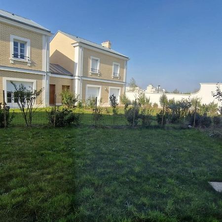 Appartement Chic Gold - 5Min Disneyland เซร์ริส ภายนอก รูปภาพ